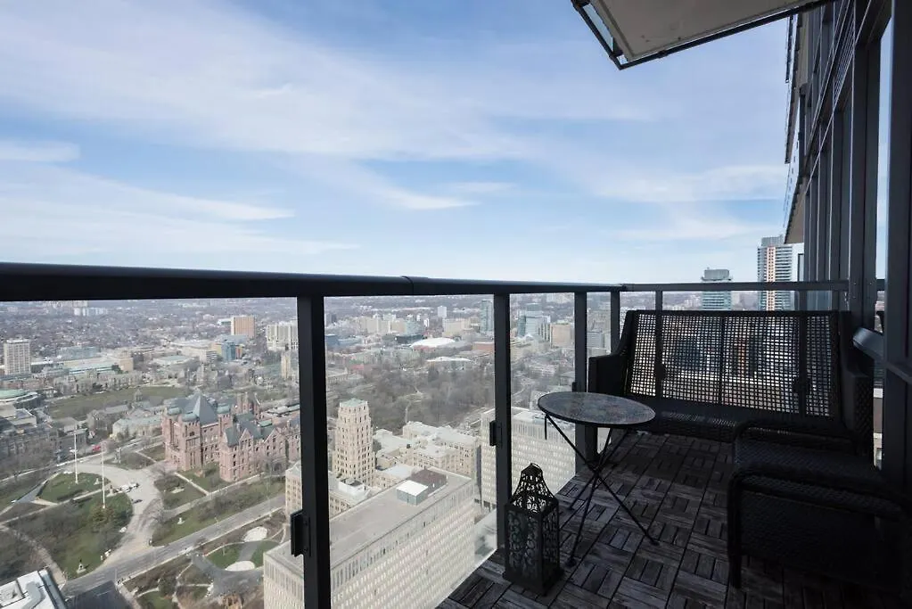 Stunning Condo With Fantastic View Of The City! Toronto