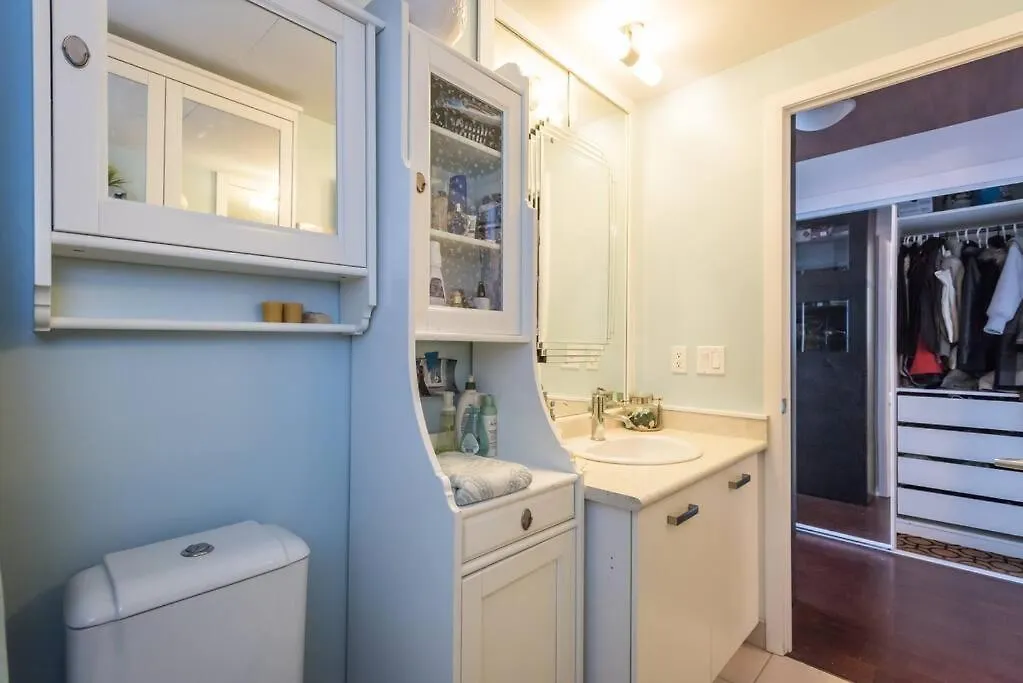 Stunning Condo With Fantastic View Of The City! Toronto